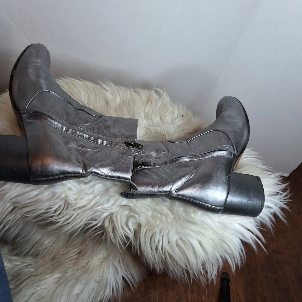 Coach Juliet Silver/ Pewter Leather Ankle Boots 7.5 - Picture 12 of 16